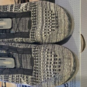 Nike Black and Gray Knit Sneakers